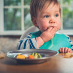 Guía completa de Baby-led weaning o alimentación dirigida por el bebé