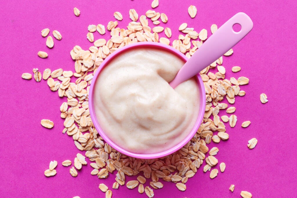 Porridge o papilla de avena para bebés