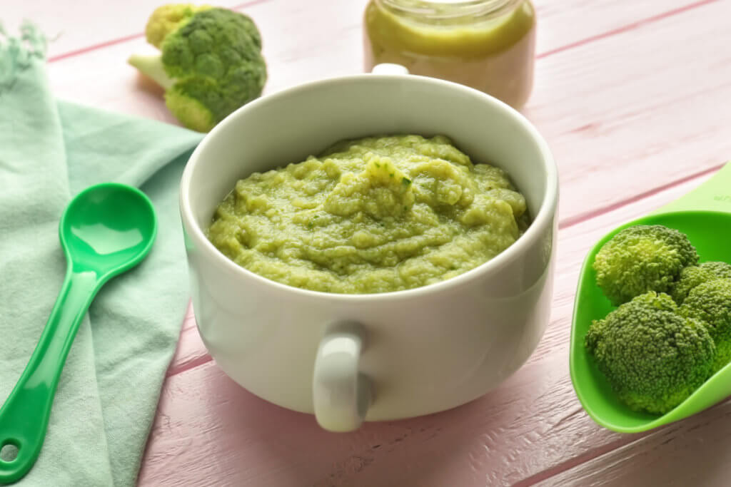 Receta de puré de brócoli y patata para bebés