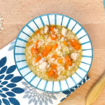 Receta de sopa de arroz y pollo para bebés y niños
