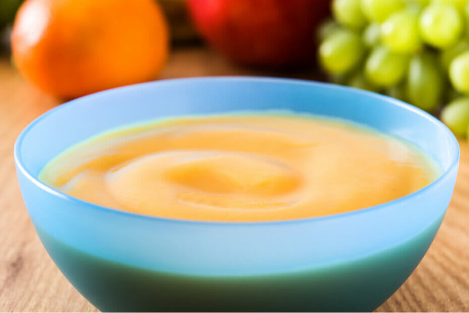 Papilla de manzana, uva y mandarina para bebés