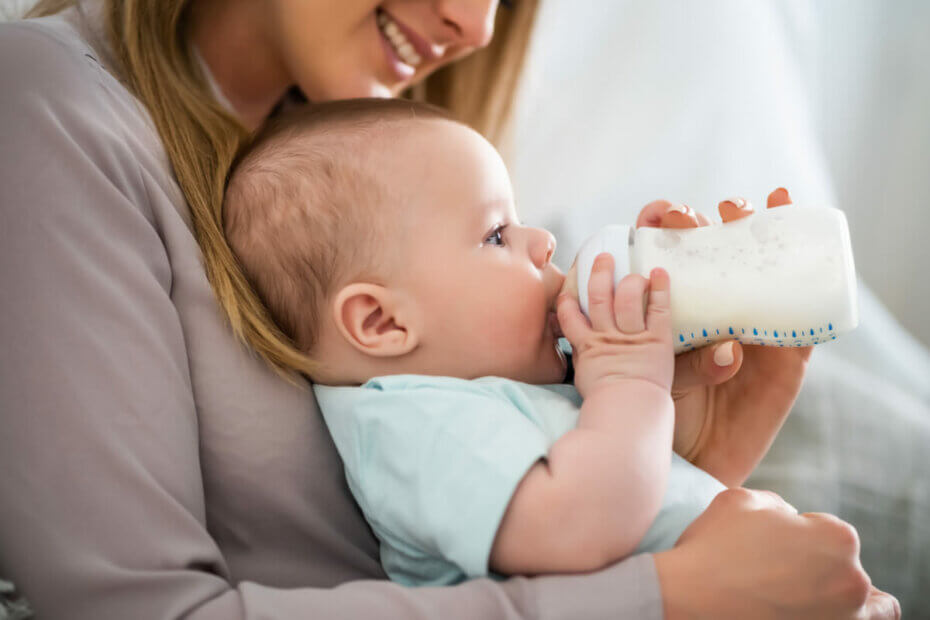 Cómo escoger la mejor leche de fórmula para tu bebé