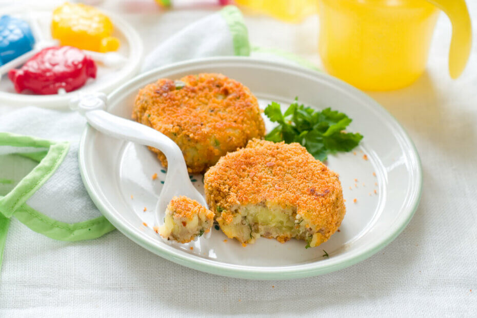 Receta de pasteles de patata y merluza para niños y bebés