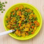 Receta de patatas con guisantes para niños y bebés
