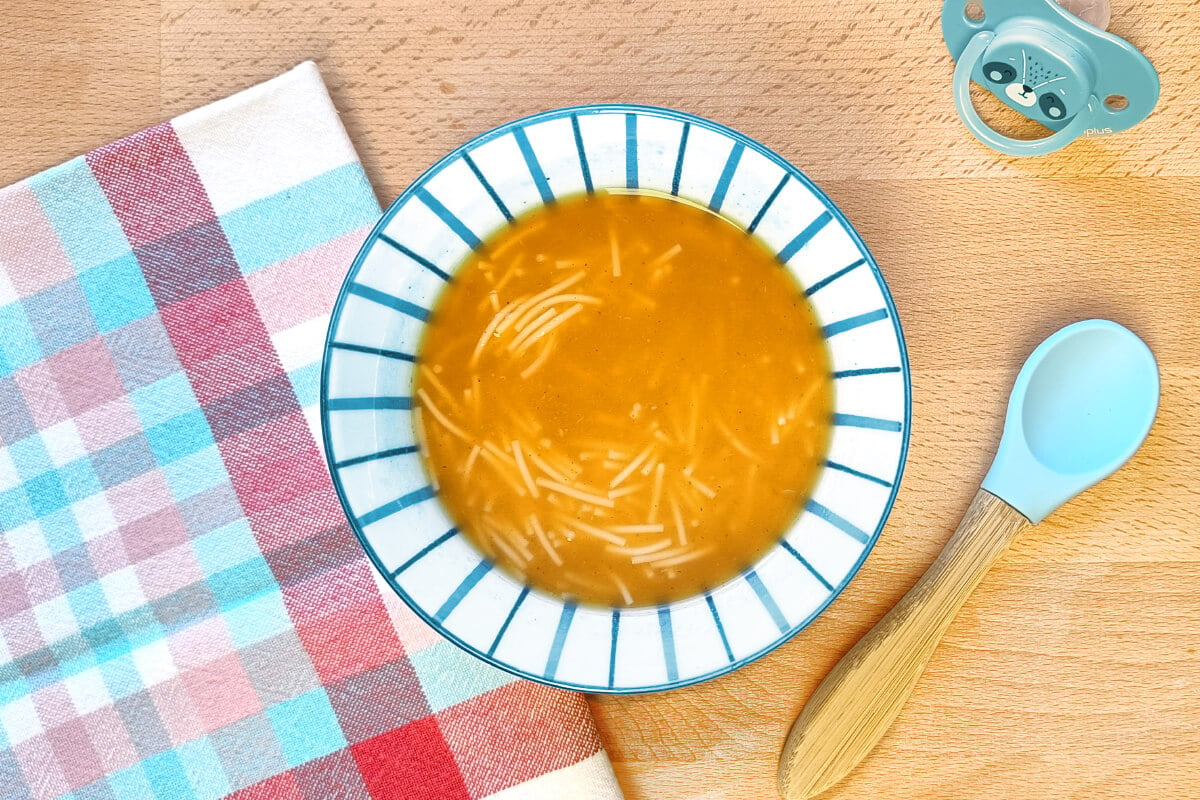 Receta de sopa con pasta y calabaza para bebés