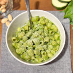 Receta de pasta con espinacas y calabacín