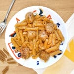 Receta de pasta integral con salchichas y calabaza para niños y bebés