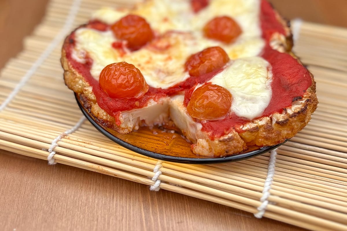 Receta de pizza con base de coliflor para niños y bebés