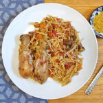 Receta de fideos con pollo y verduras para niños y bebés