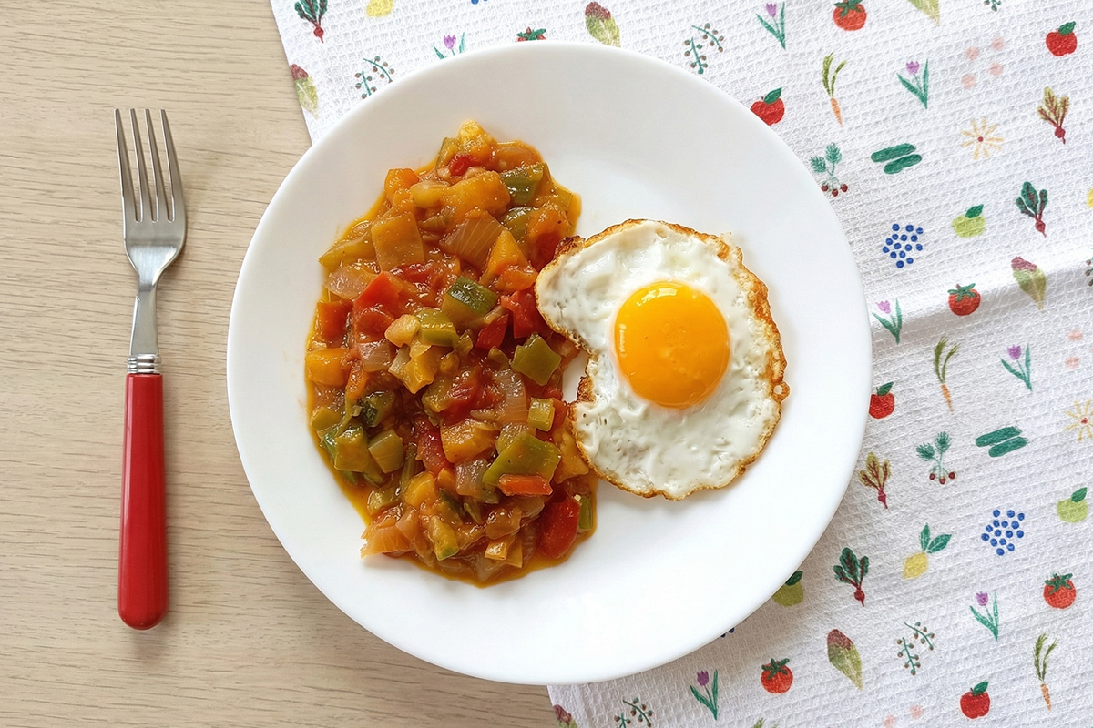 Receta de pisto de verduras y tomate para niños y bebés
