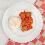 Receta de mini albóndigas con salsa de tomate y pimiento para niños