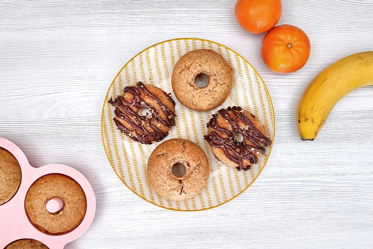 Receta de bollos de plátano y mandarina para niños y bebés