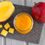 Receta de papilla de mango para bebés