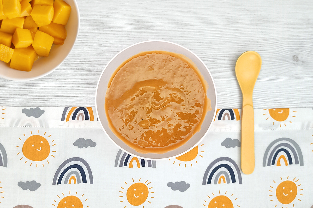 Receta de papilla de mango y plátano para bebés
