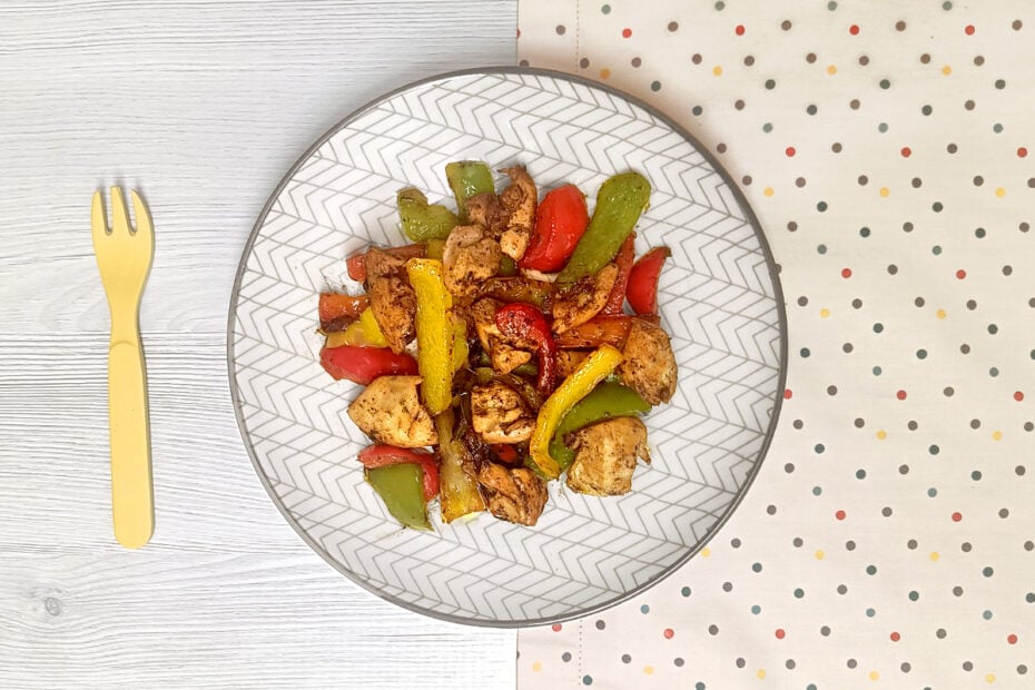 Receta de pollo salteado con pimientos para niños y bebés