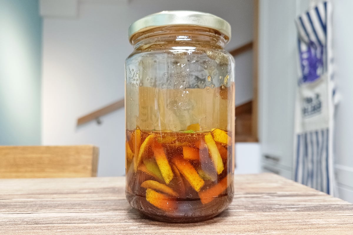 Tarro de yuja cha casero