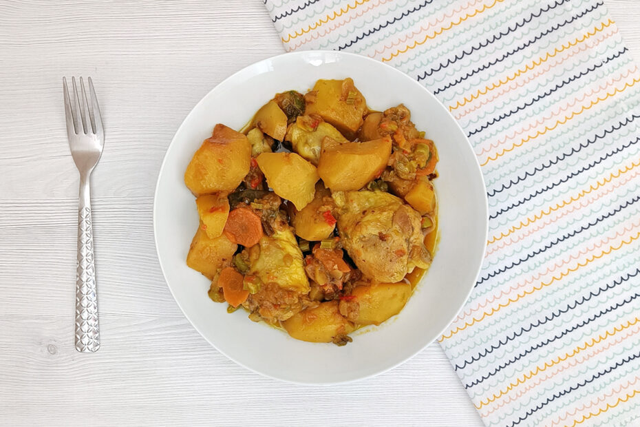Receta de pollo guisado con patatas para niños