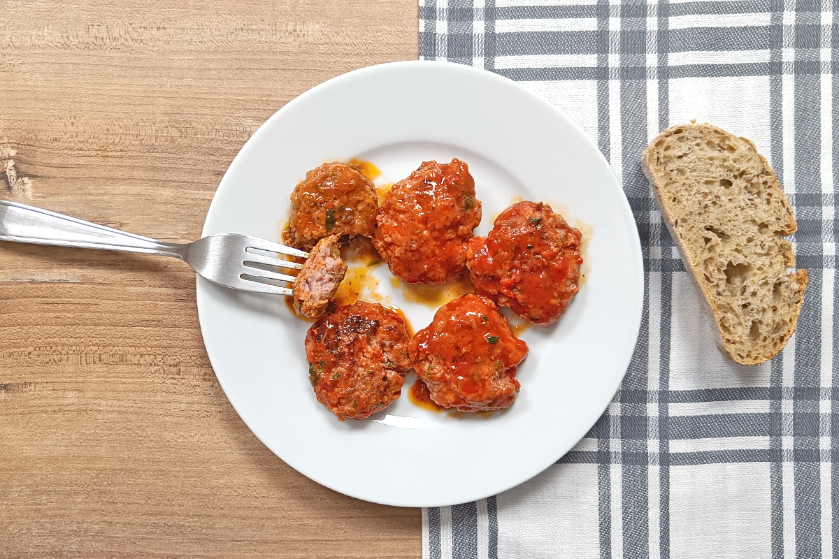 Receta de filetes rusos con pimiento y calabacín para niños y bebés